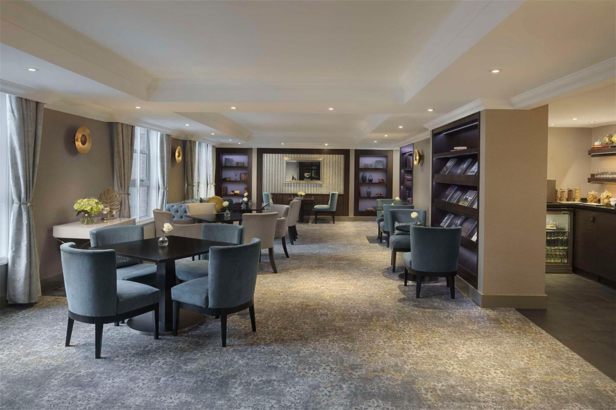 Hyatt Regency London - The Churchill Exterior photo The Library at The Dorchester